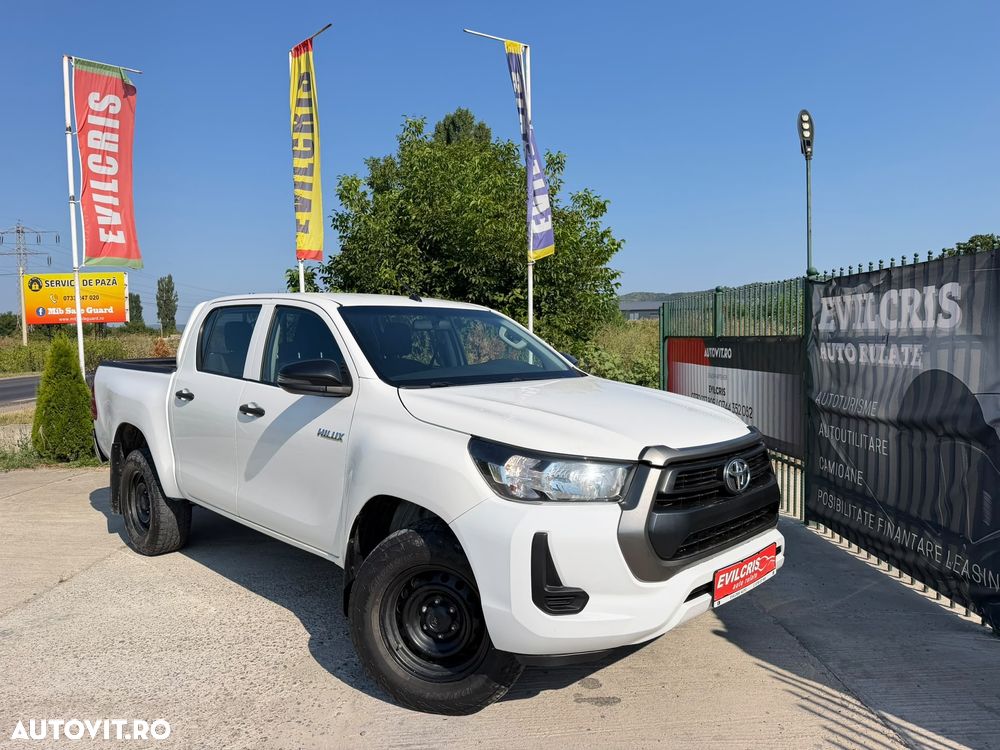 Toyota Hilux 2.4D 150CP 4x4 Double Cab 6MT Style - 1