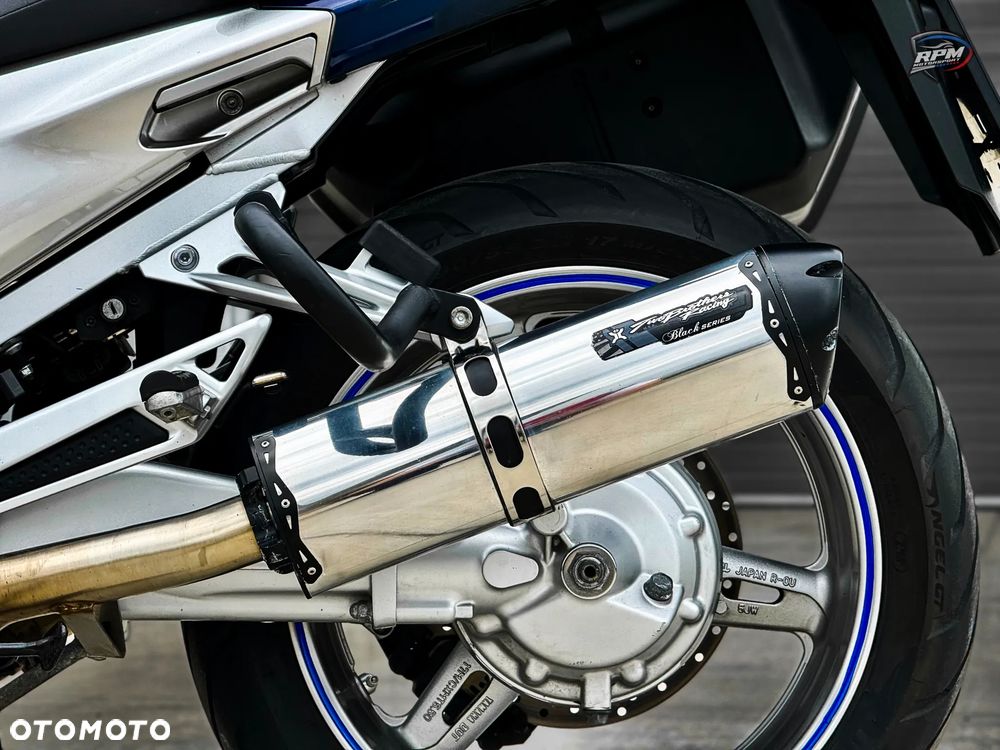 Yamaha FJR - 12