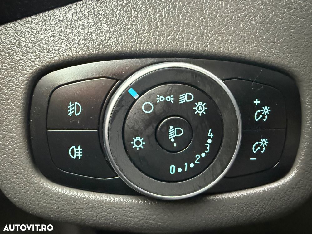 Ford Transit Connect 1.5 EcoBlue 120CP 6MT Kombi L2 Titanium - 35