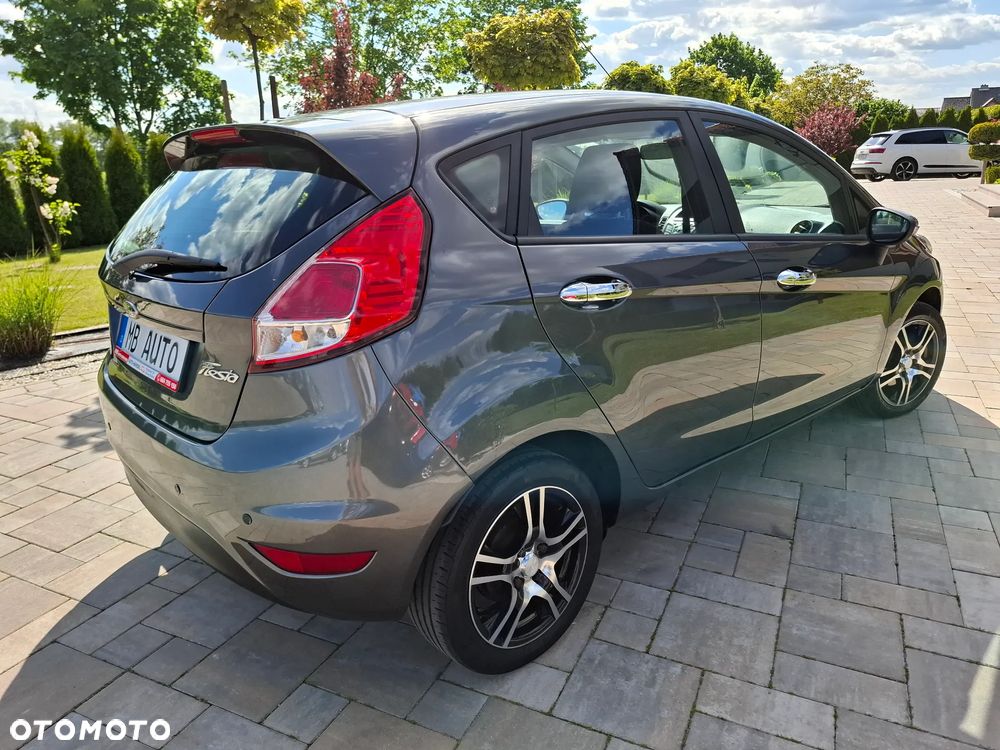 Ford Fiesta 1.25 Silver X Plus EU6 - 19