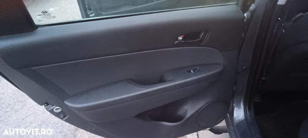 Hyundai i30 1.4 DOHC GLS COMFORT - 10