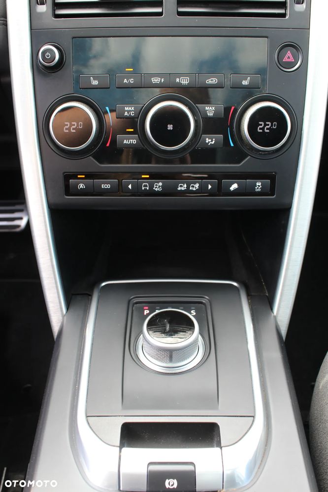 Land Rover Discovery Sport 2.0 TD4 HSE Luxury - 34