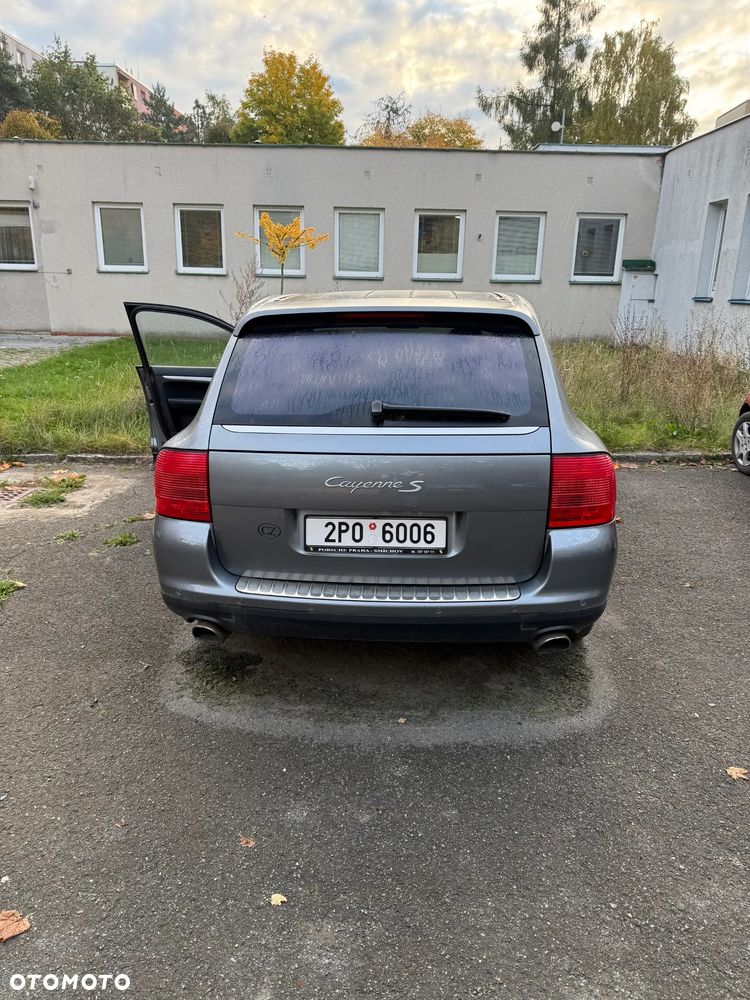 Porsche Cayenne - 3