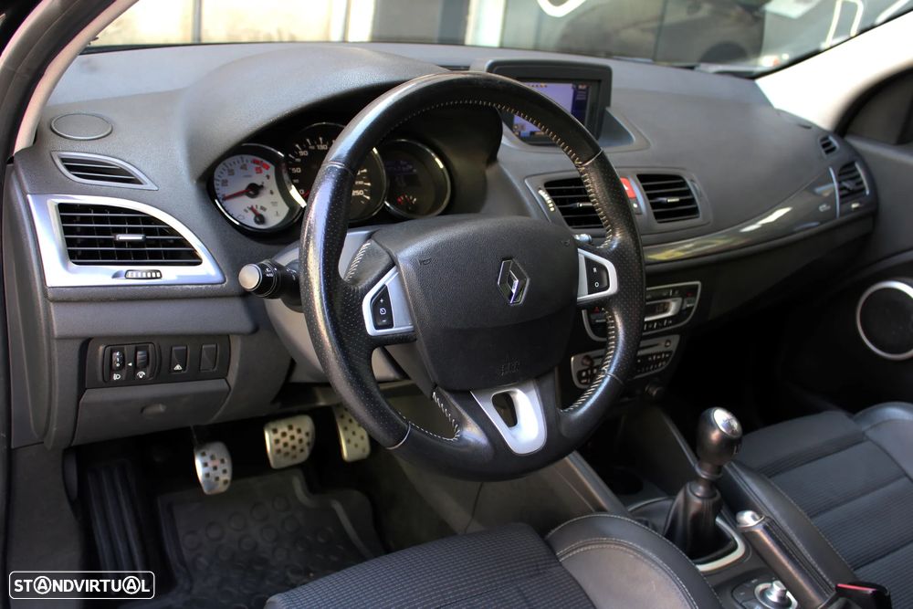 Renault Mégane Sport Tourer 1.5 dCi GT Line - 20