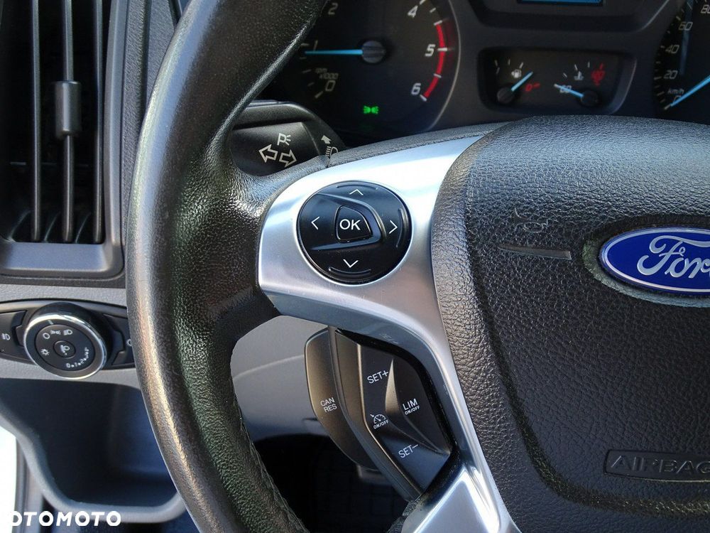 Ford Transit - 18