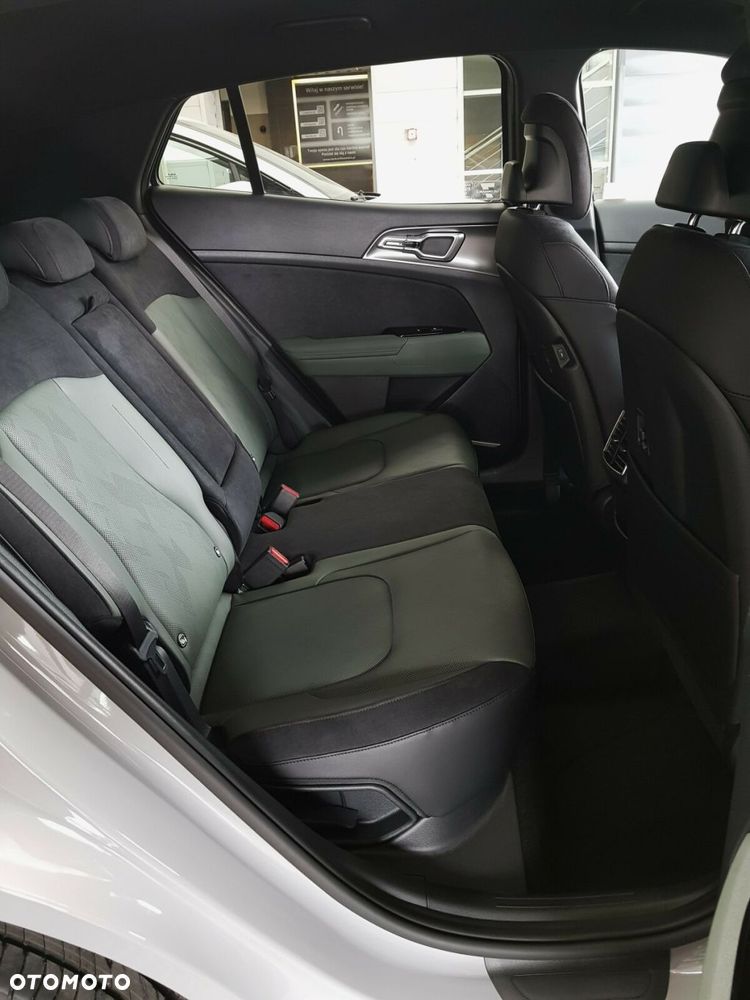 Kia Sportage 1.6 T-GDI Anniversary 2WD DCT - 24