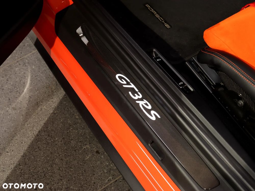 Porsche 911 GT3 RS - 28