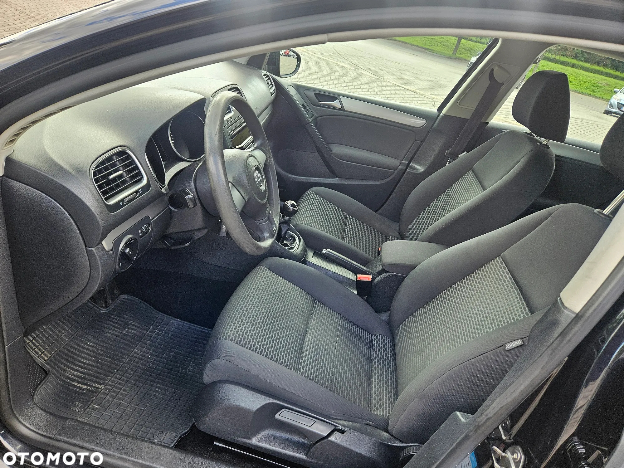 Volkswagen Golf 1.6 Comfortline - 9