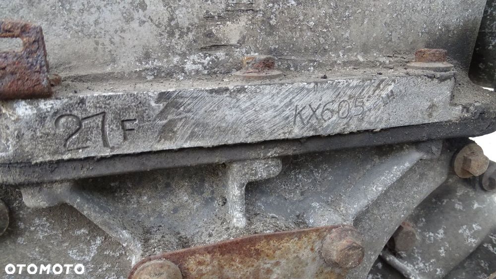 SILNIK 9H JAGUAR XJ V R6 3.2 - 11