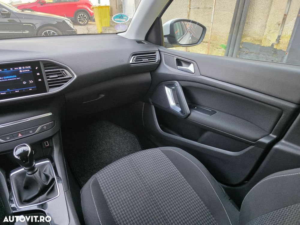 Peugeot 308 PureTech 130 GPF Stop & Start Allure Pack - 14