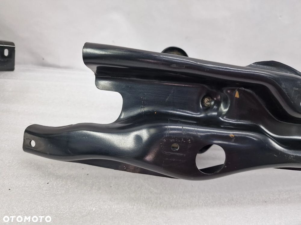 BMW G20 / G21 19- BELKA TYLNA TYLNIA TYŁ / POD ZDERZAK TYLNY , NR TS746241010 , NR AUKCJI BEL275 - 2