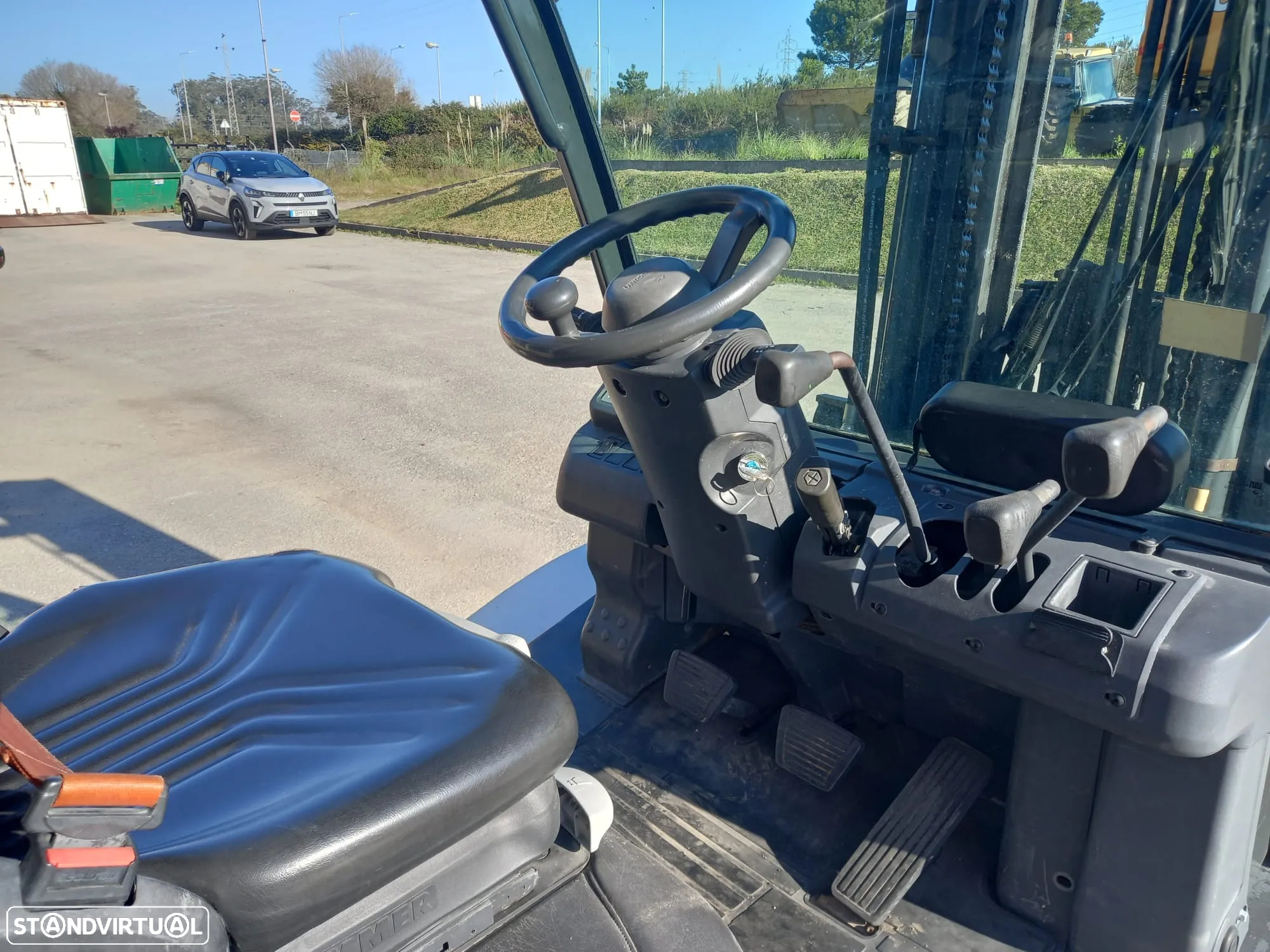 Nissan D32  triplex 4.75 m diesel 3200kg rodado duplo - 7