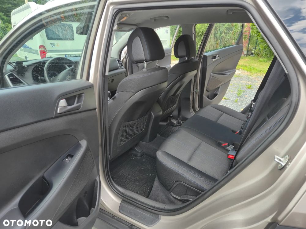 Hyundai Tucson 1.6 GDI BlueDrive Comfort 2WD - 27