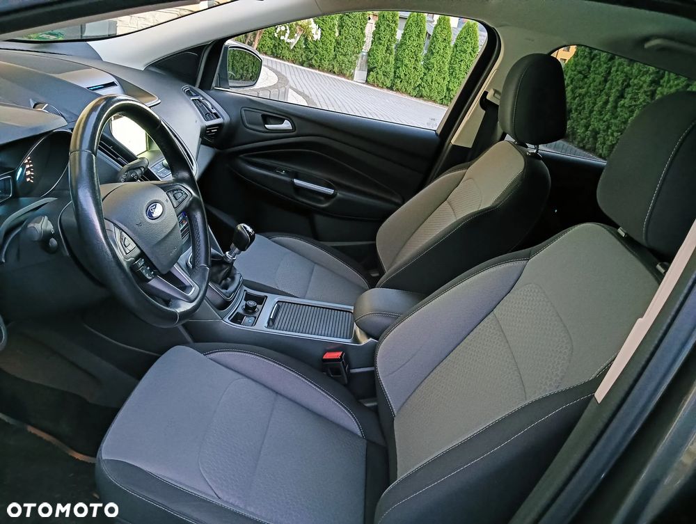 Ford Kuga - 6