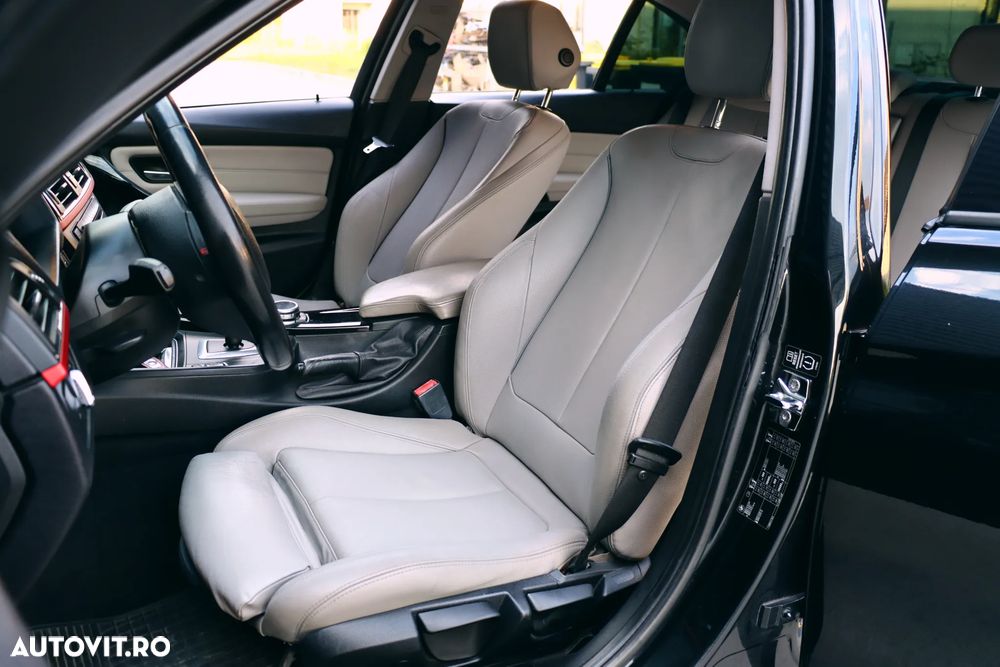 BMW Seria 3 320d Aut. Sport Line - 34