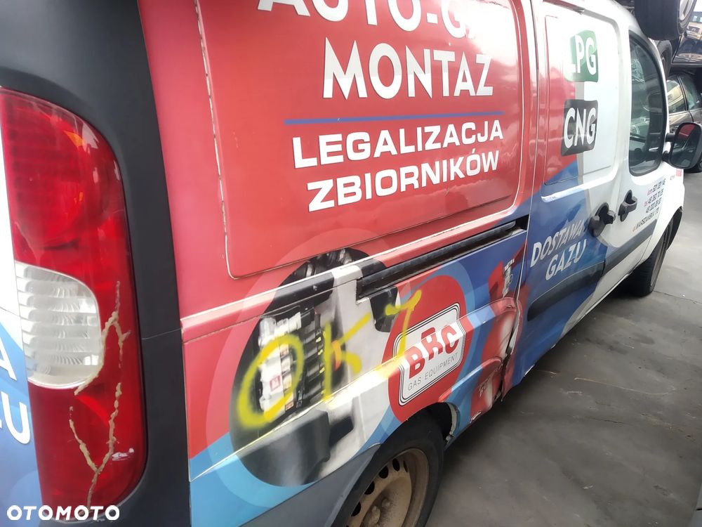 FIAT DOBLO I LIFT 04-10 1.4 8V - ZDERZAK PRZÓD PRZEDNI 249 - 22