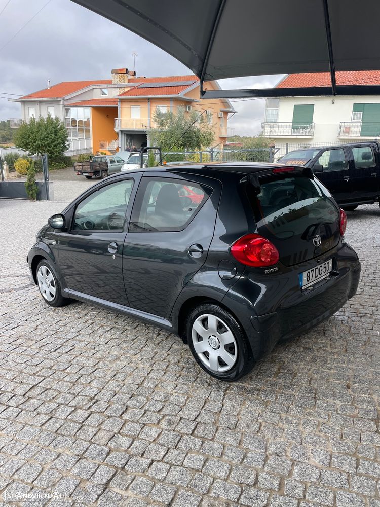 Toyota Aygo - 3