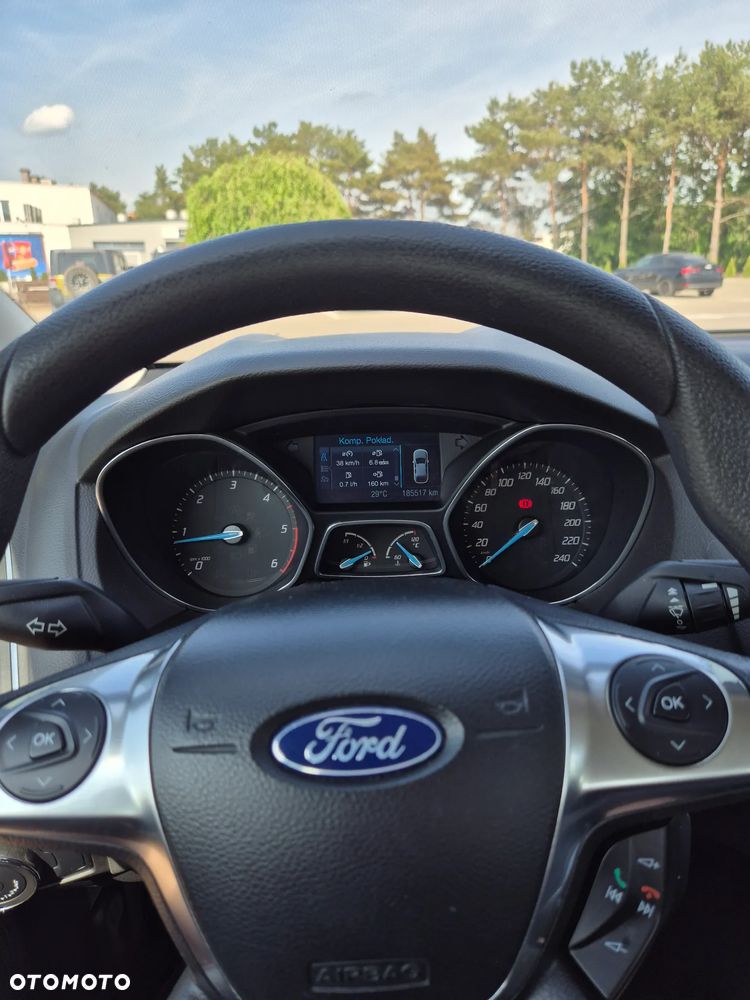 Ford Focus 1.6 TDCi DPF Titanium - 5