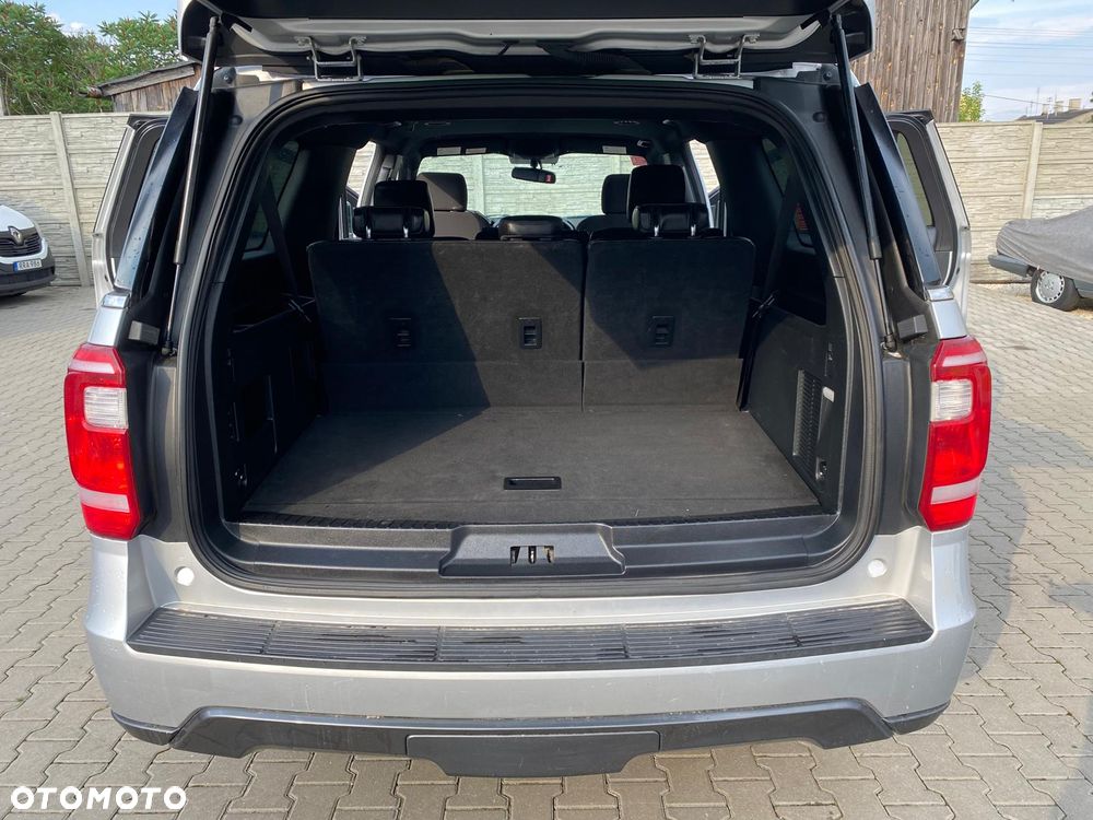 Ford Expedition - 24