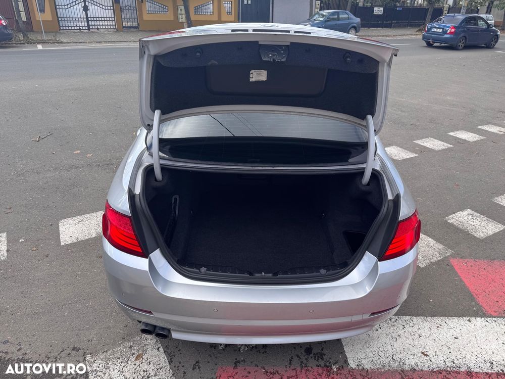 BMW Seria 5 520d - 15