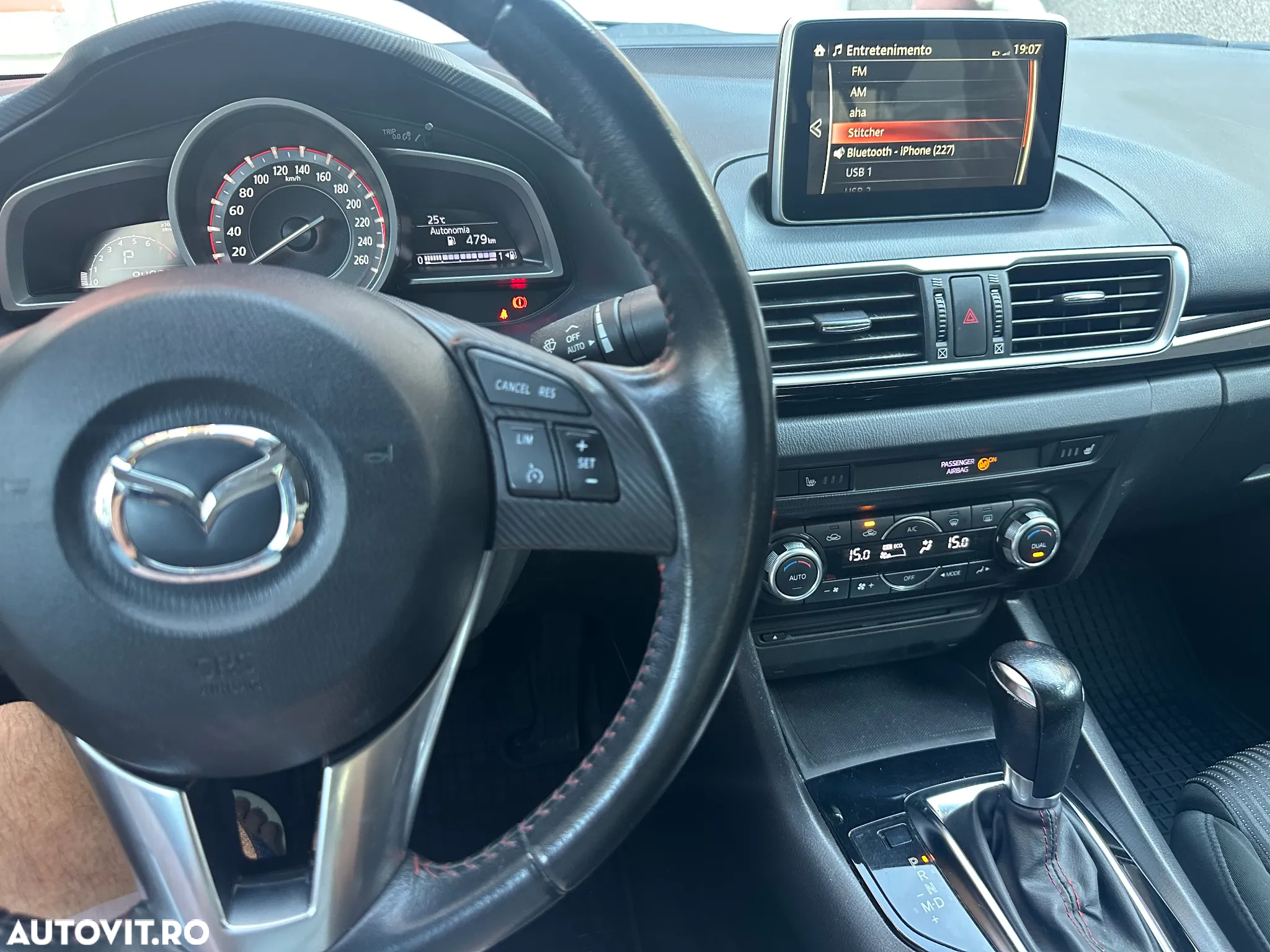 Mazda 3 - 10