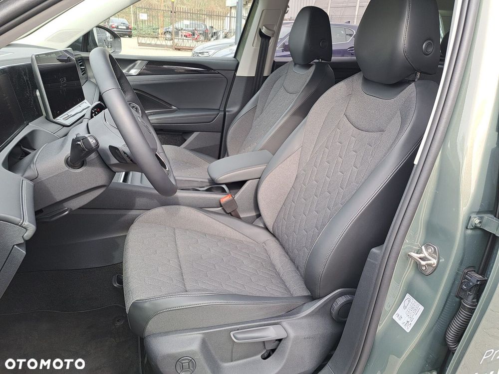 Volkswagen Tiguan - 8