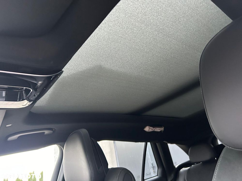 Mercedes-Benz GLC - 24