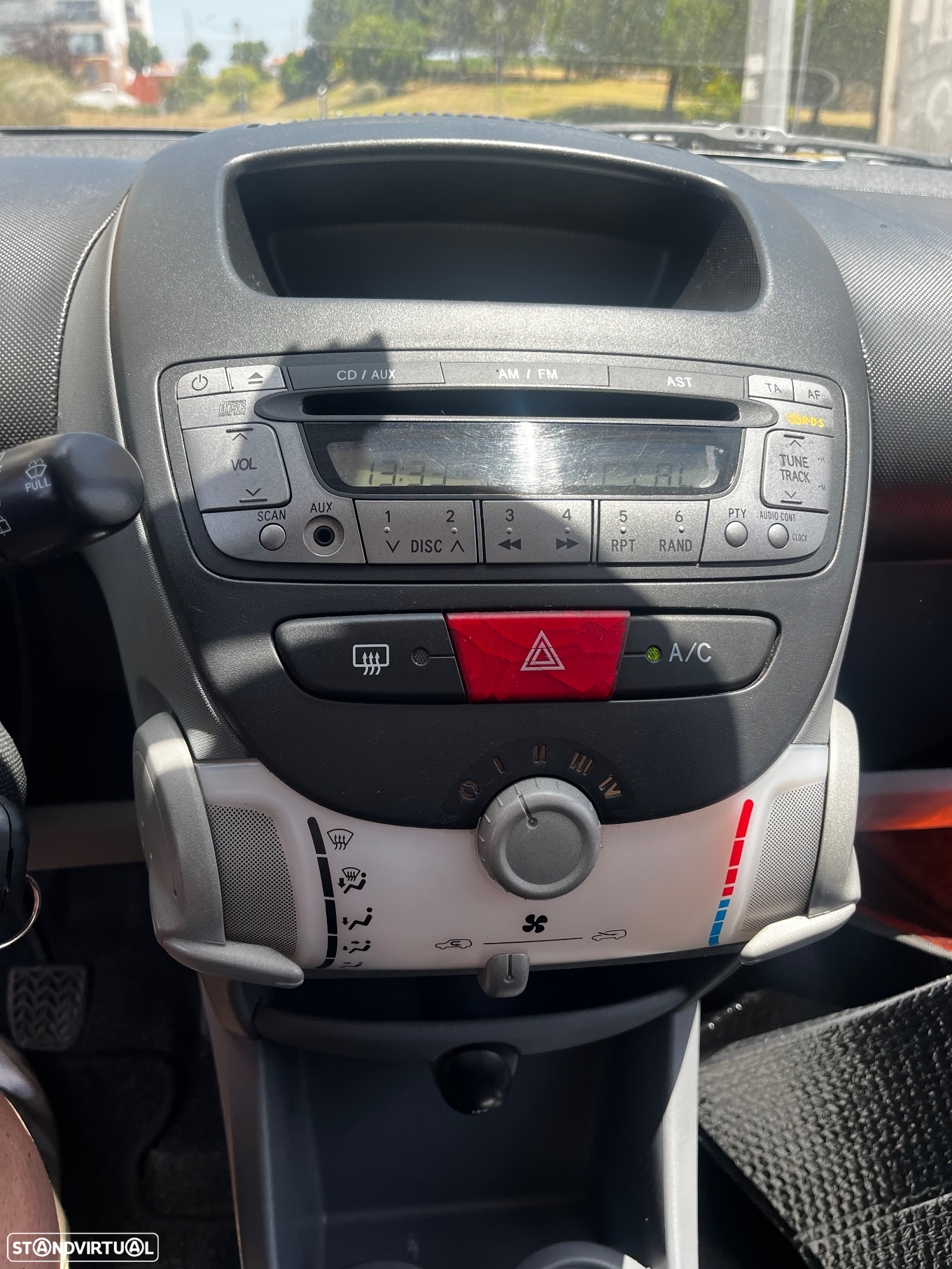Toyota Aygo 1.0 + AC - 16