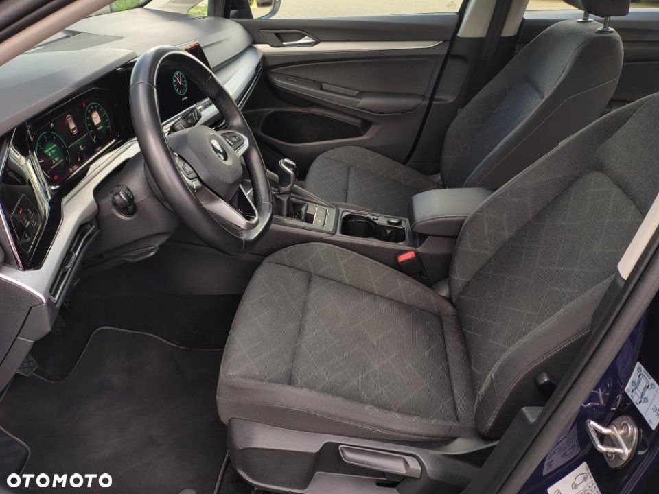 Volkswagen Golf - 16
