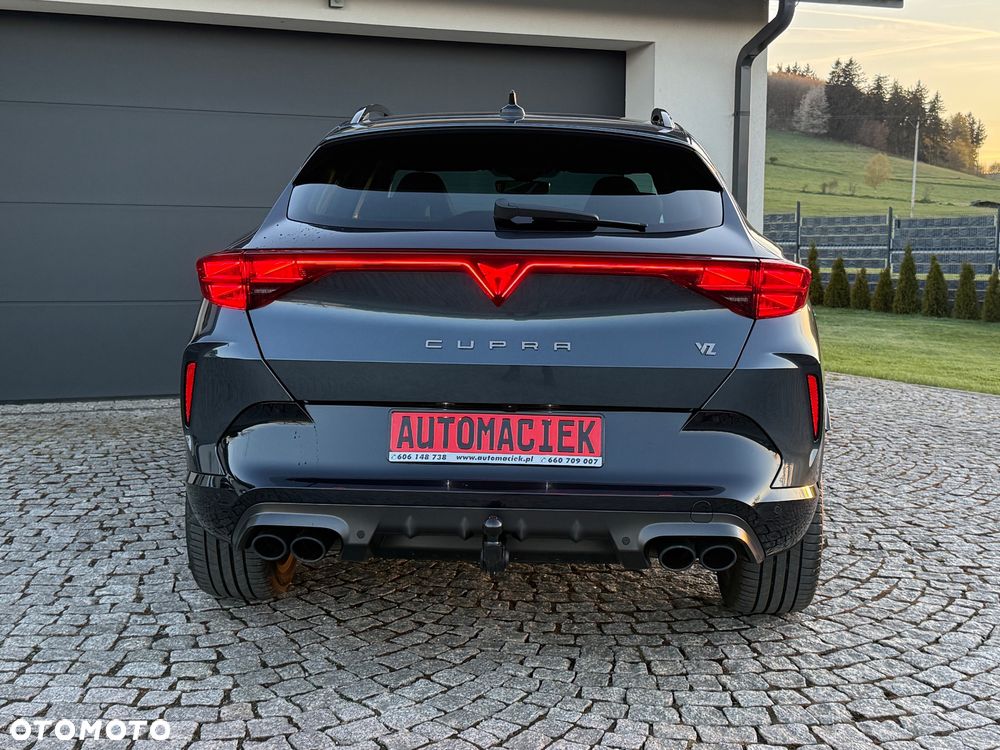 Cupra Formentor 2.0 TSI 4Drive DSG VZ Black Edition - 10