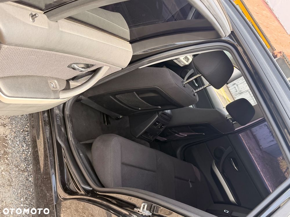 BMW Seria 3 318i Edition Lifestyle - 9