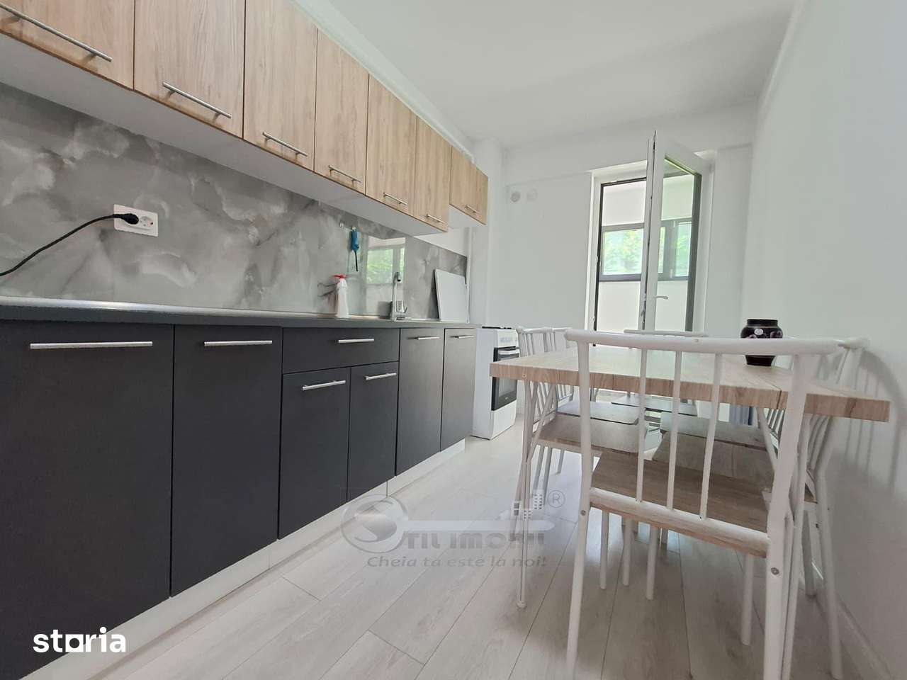 Apartament 2 camere, mobilat, parcare inclusa, bloc 2024, Valea Lupulu — fotografia 1