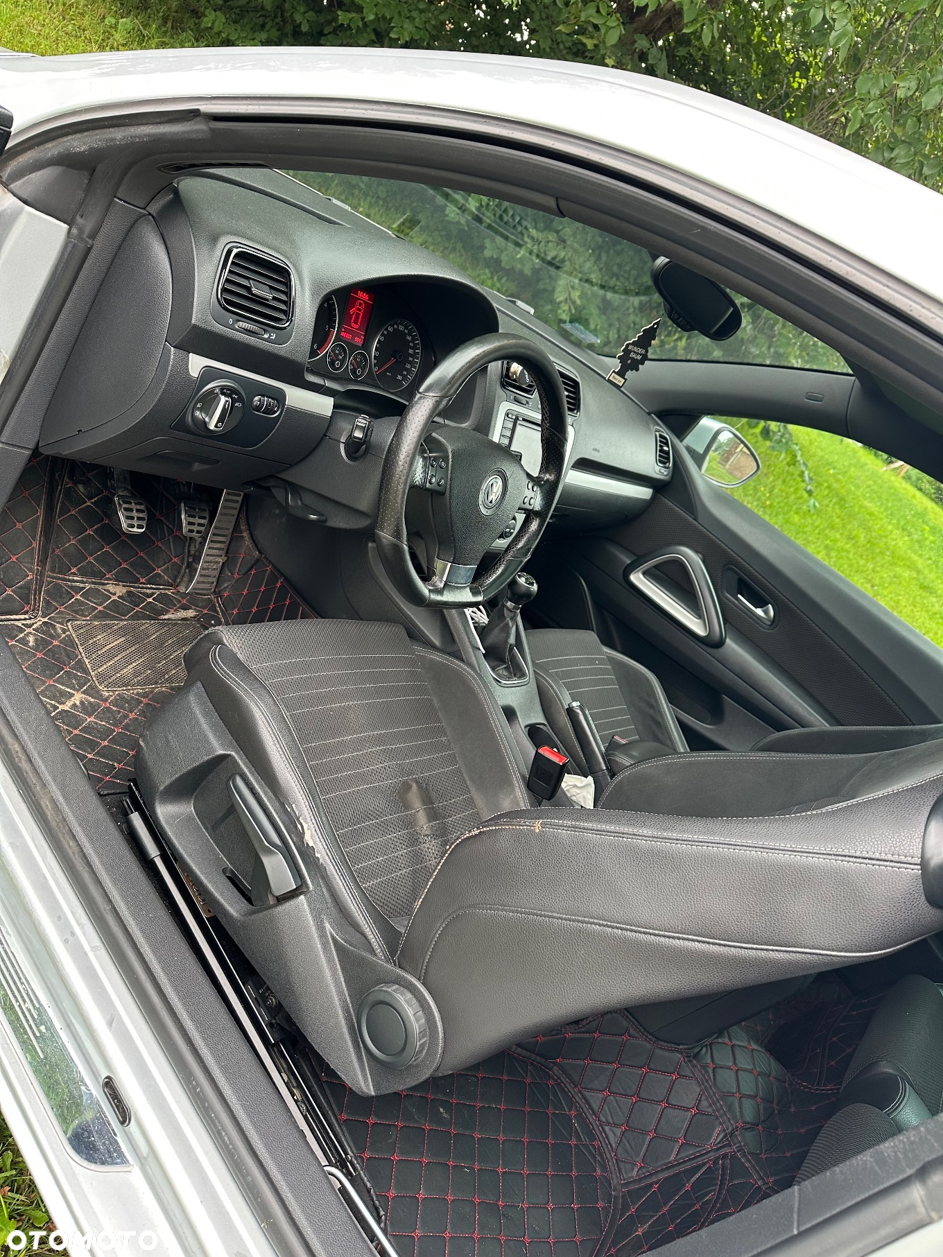 Volkswagen Scirocco 2.0 TDI - 9