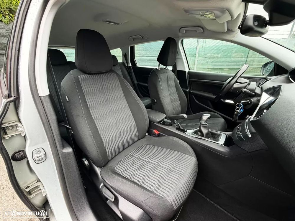 Peugeot 308 SW 1.6 HDi Active - 10