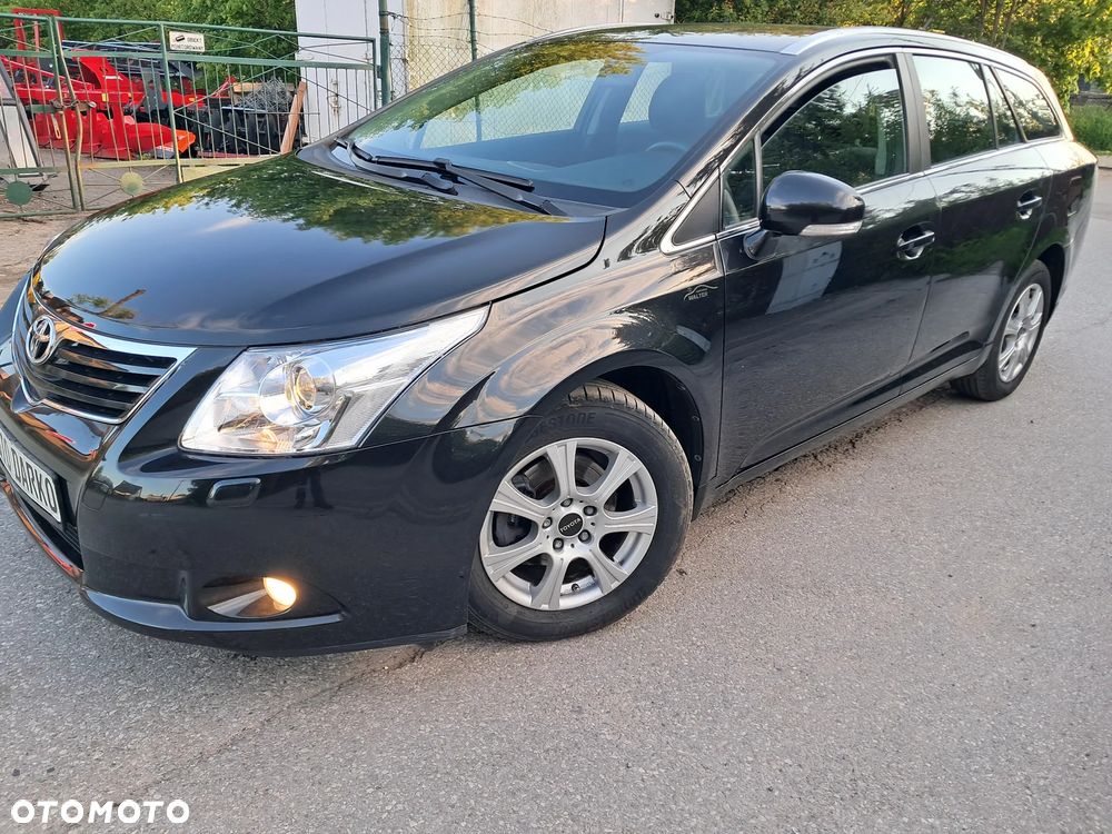 Toyota Avensis 2.0 D-4D Sol - 16