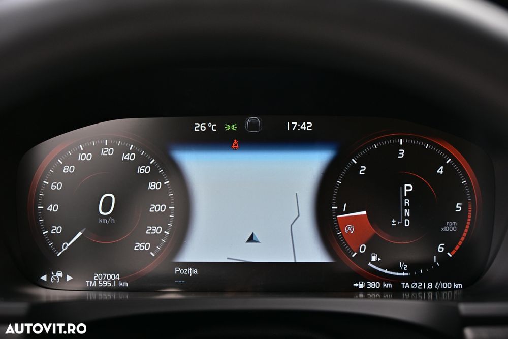 Volvo V90 D4 AWD PRO - 22
