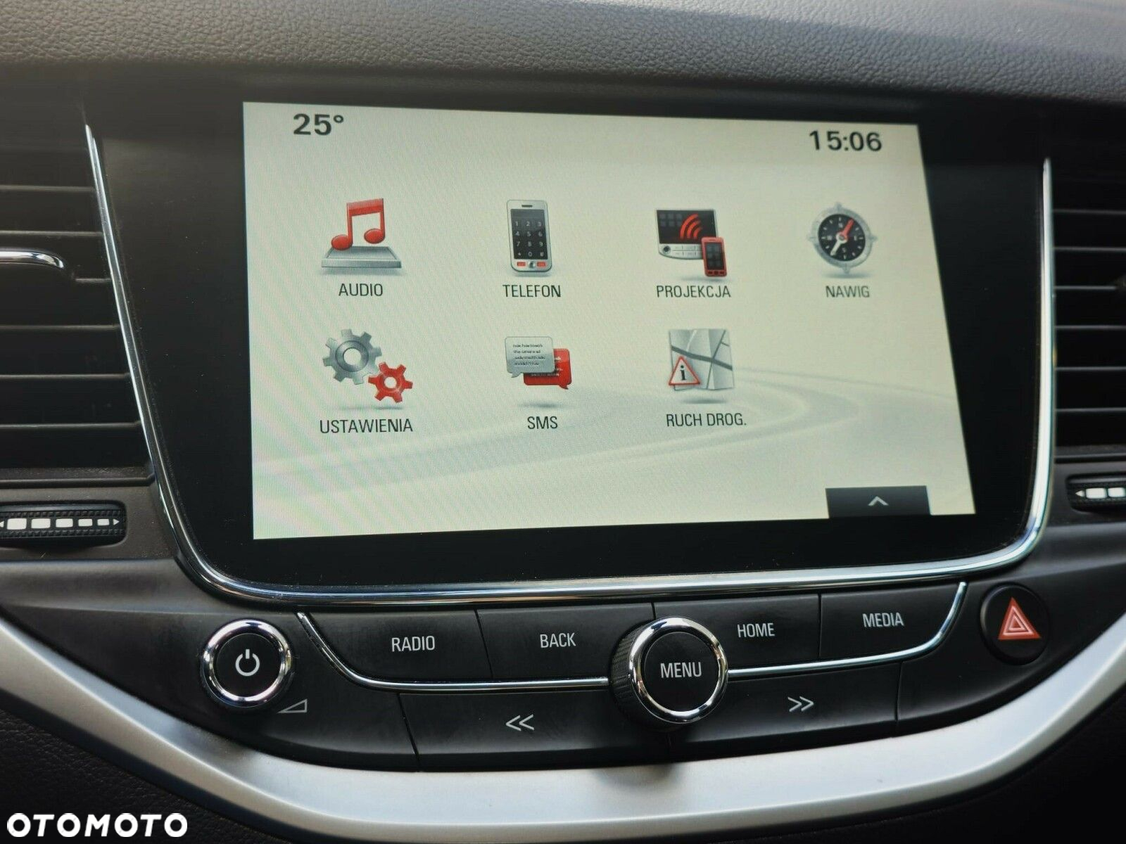 Opel Astra V 1.4 T Dynamic S&S - 15