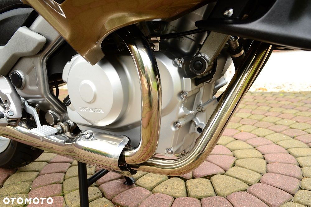Honda NTV - 18