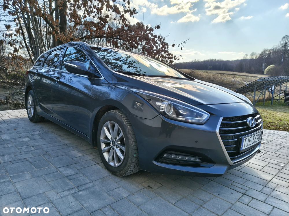 Hyundai i40 1.7 CRDi BlueDrive Comfort DCT - 1