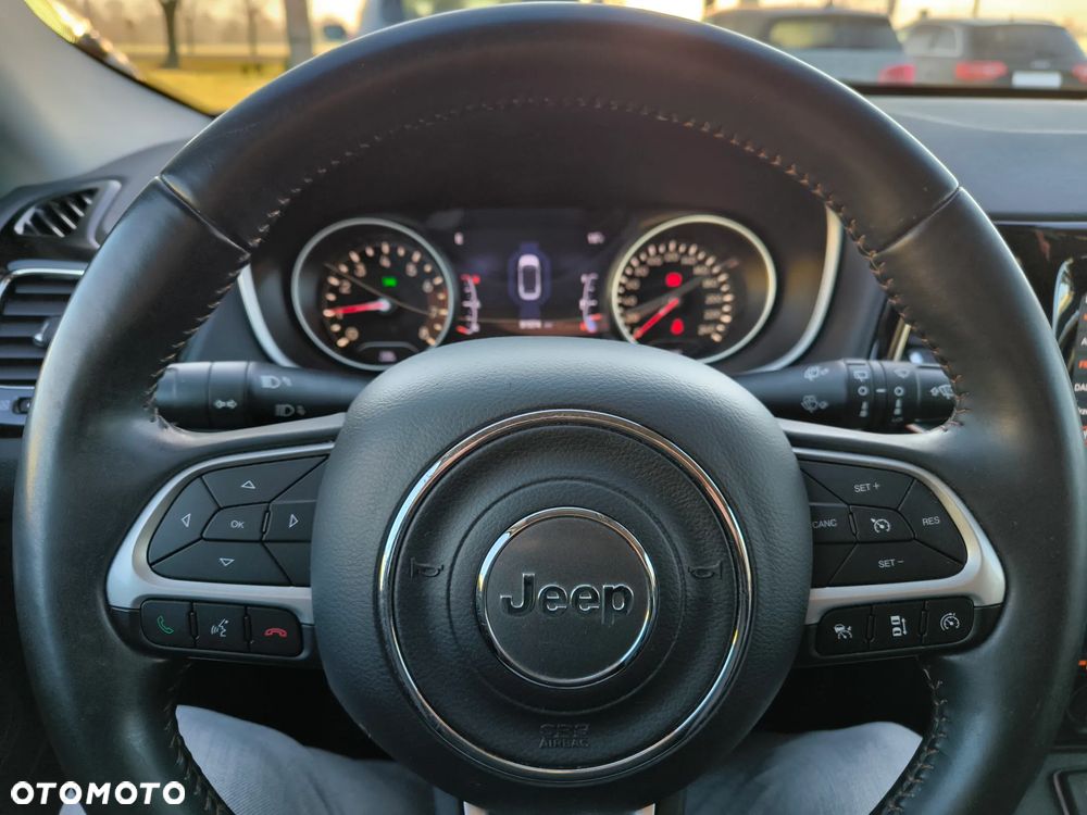 Jeep Compass 1.4 TMair Limited FWD S&S - 23