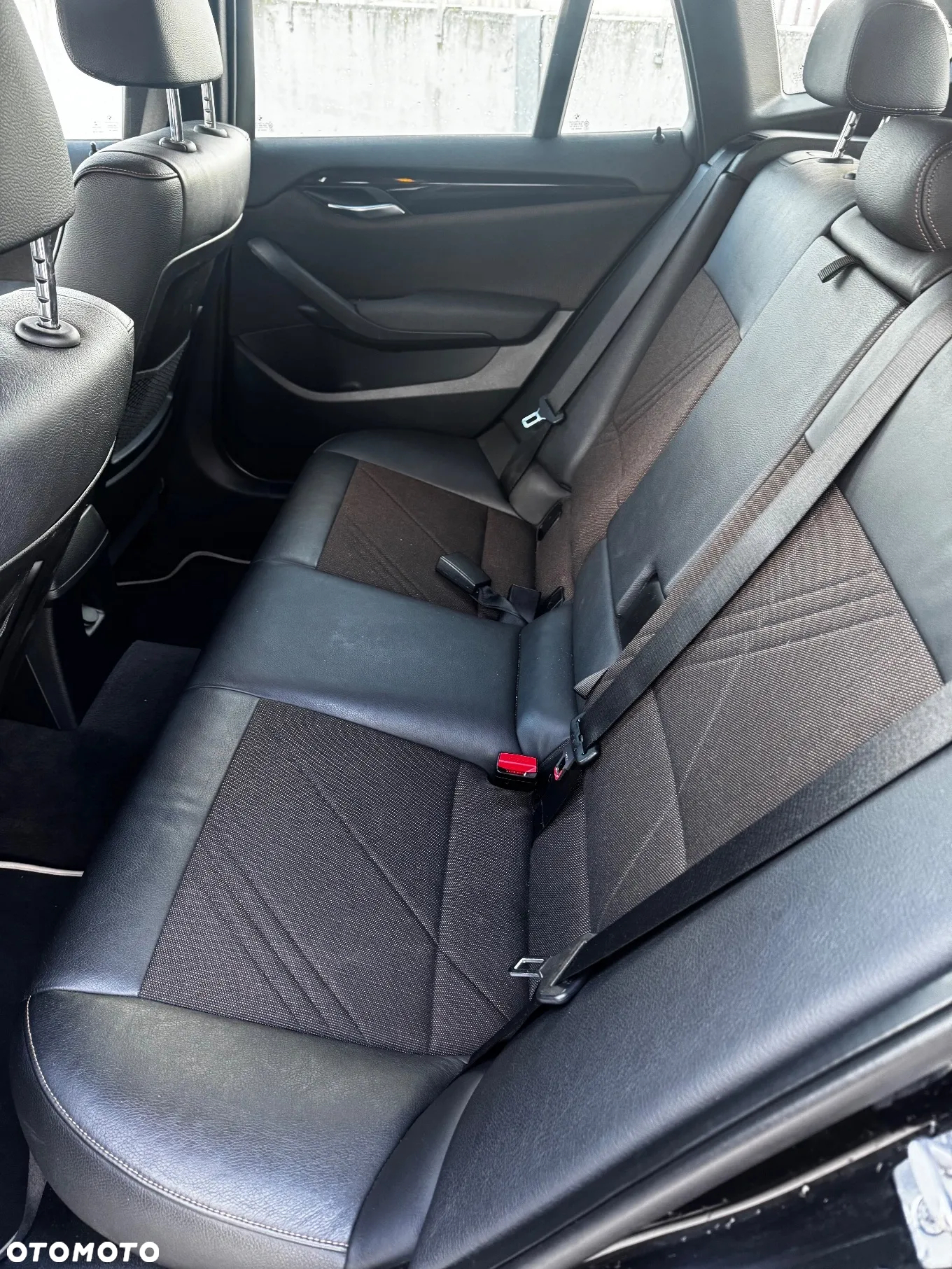 BMW X1 sDrive18d xLine - 11