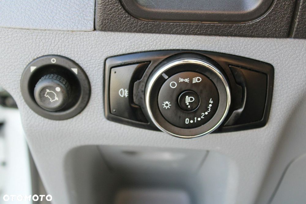 Ford Transit - 20