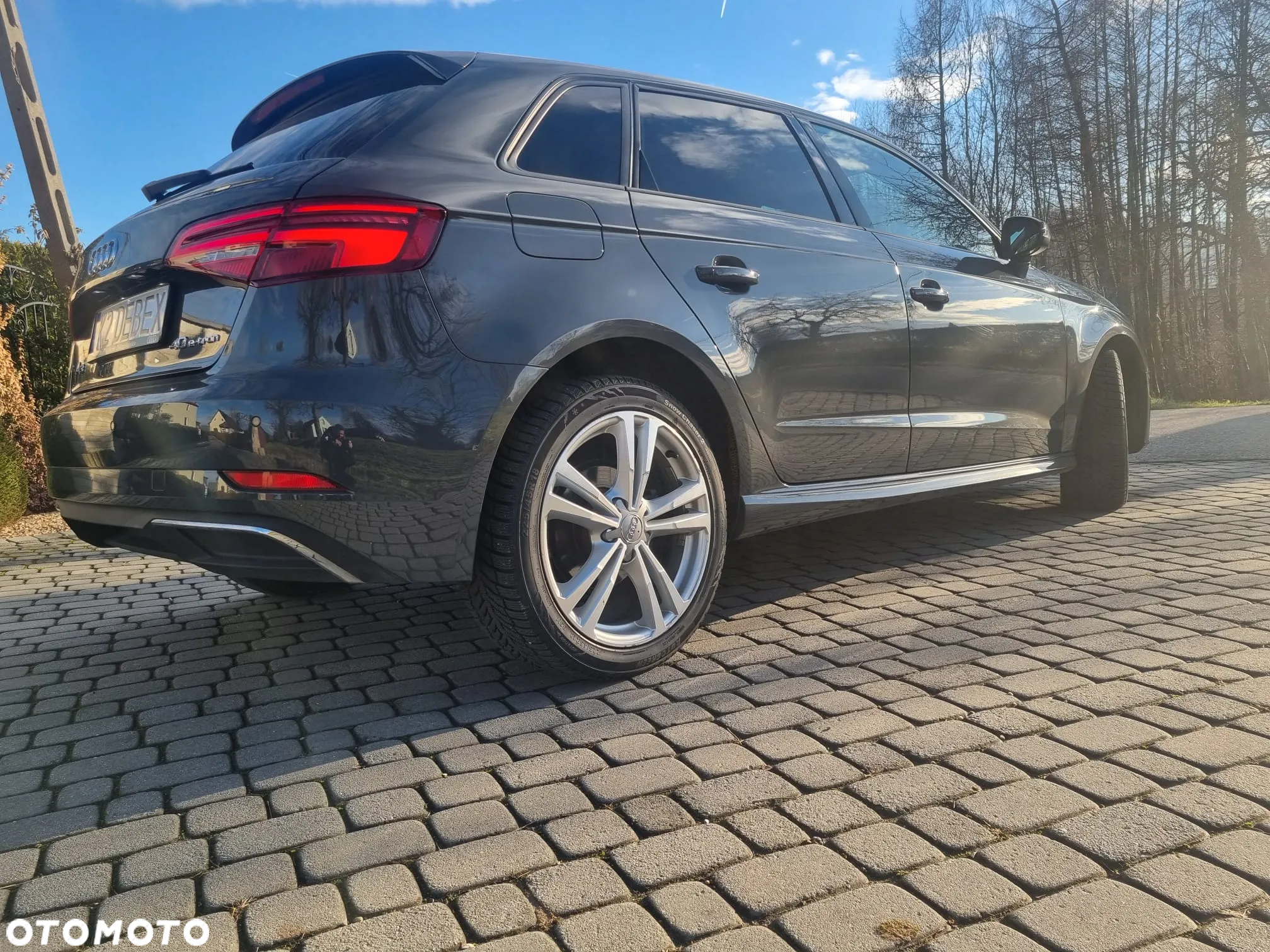 Audi A3 1.4 TFSI cylinder on demand ultra Sportback S t S line Sportpaket - 3