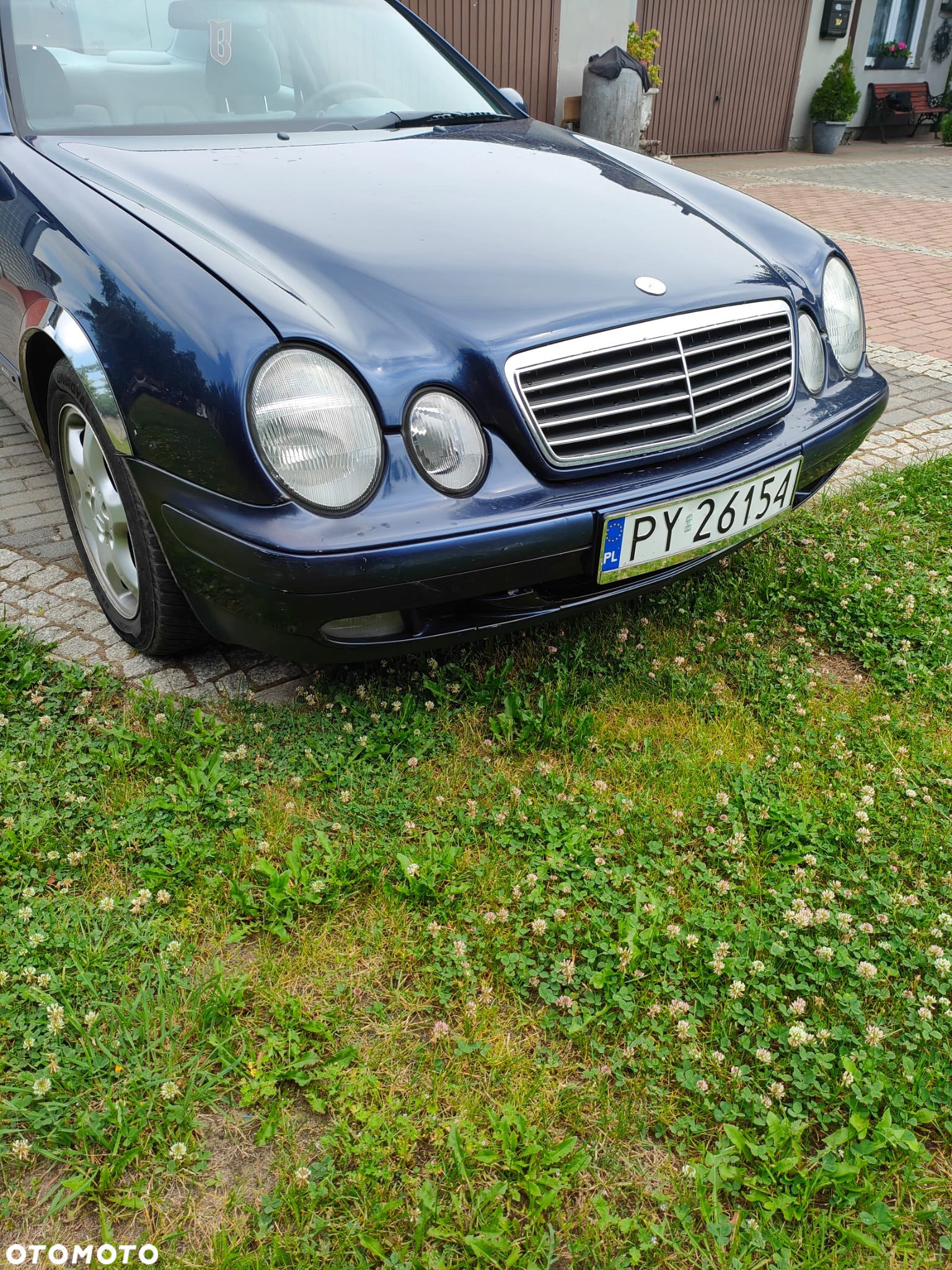 Mercedes-Benz CLK 320 - 4
