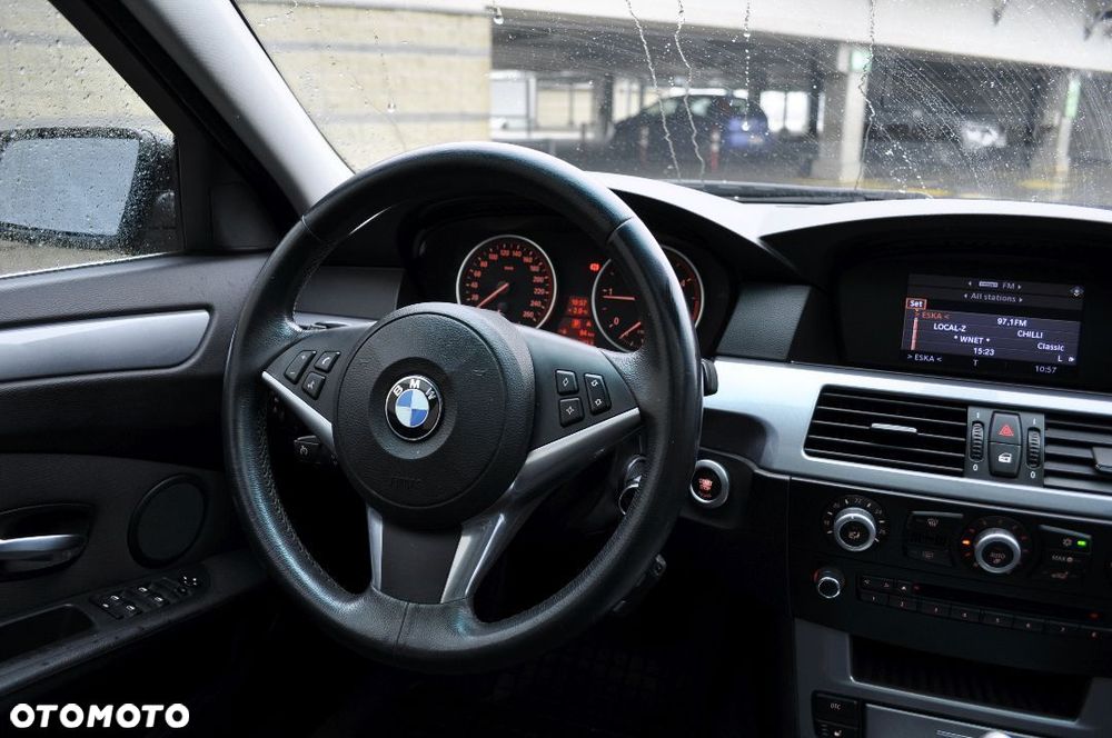 BMW Seria 5 520d - 18