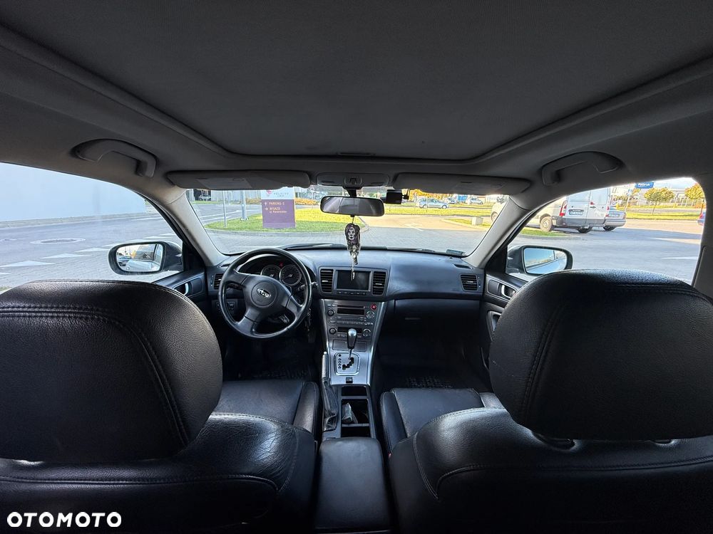 Subaru Legacy 2.5i AT - 9