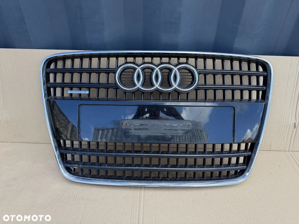 GRILL ATRAPA AUDI Q7 4L0 S-LINE ORYGINAŁ ŁADNY STAN 2006-2009 - 1