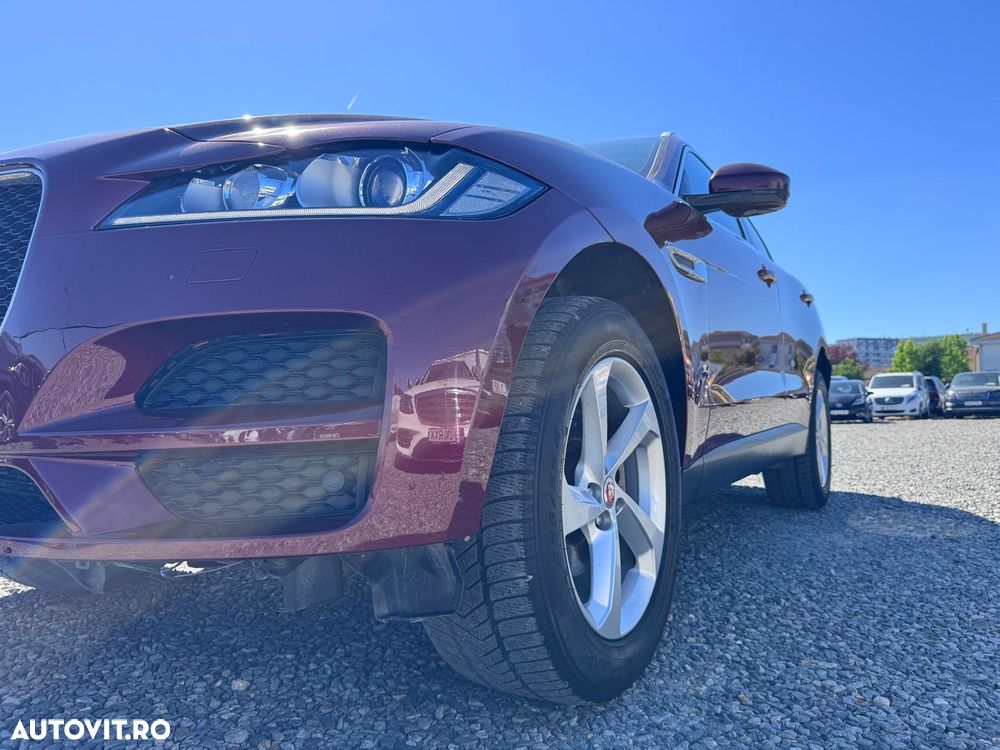 Jaguar F-Pace 20d AWD Aut. Pure - 40