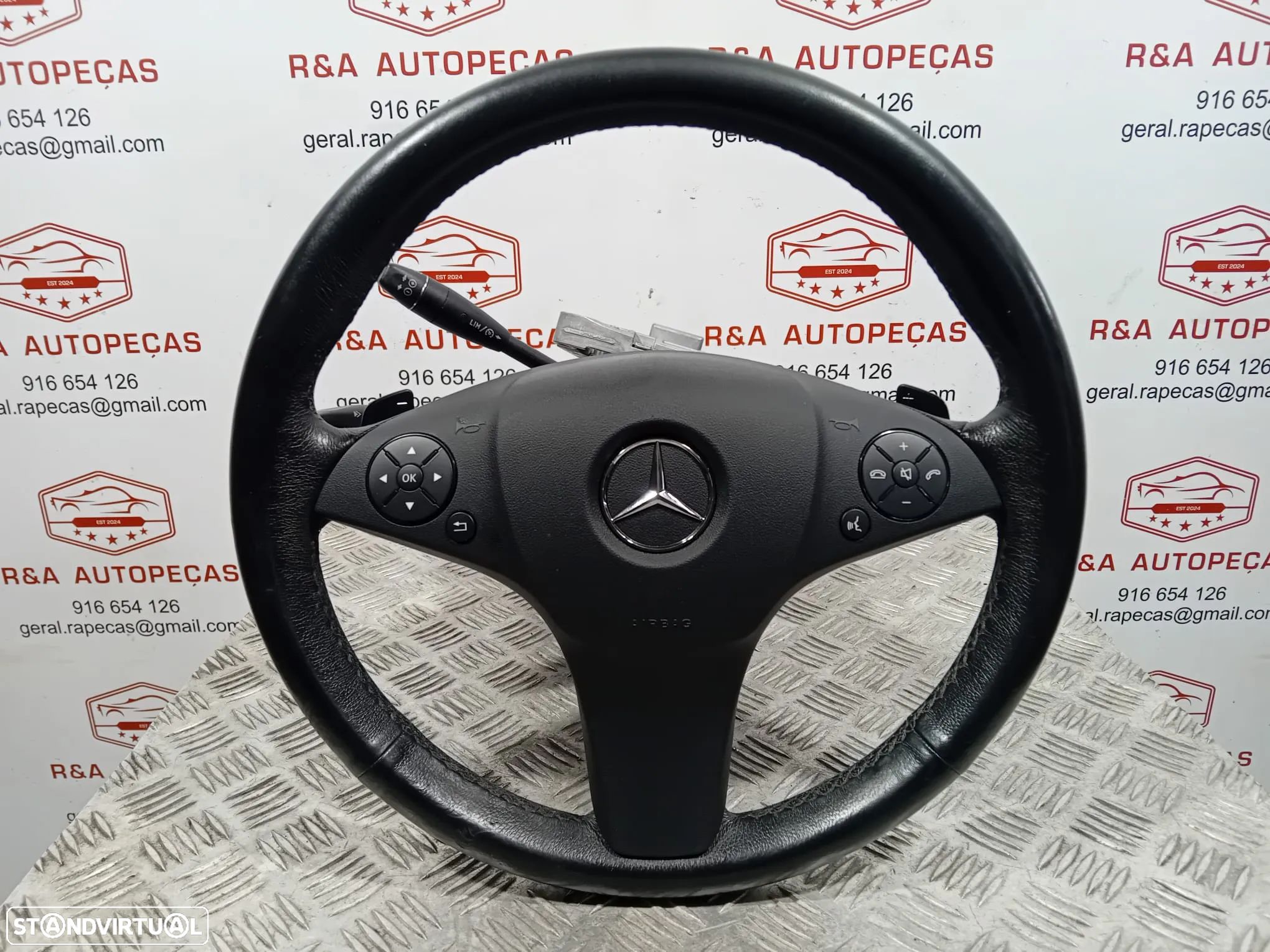 Volante Mercedes W204 Original - 1