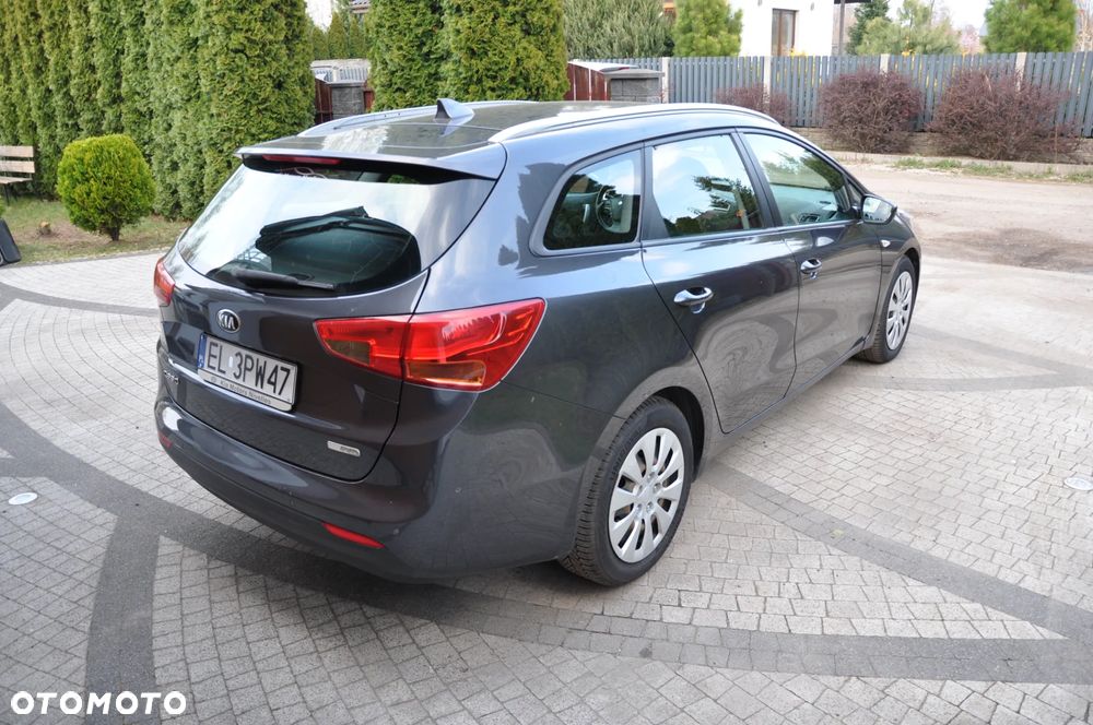 Kia Ceed 1.4 L - 23